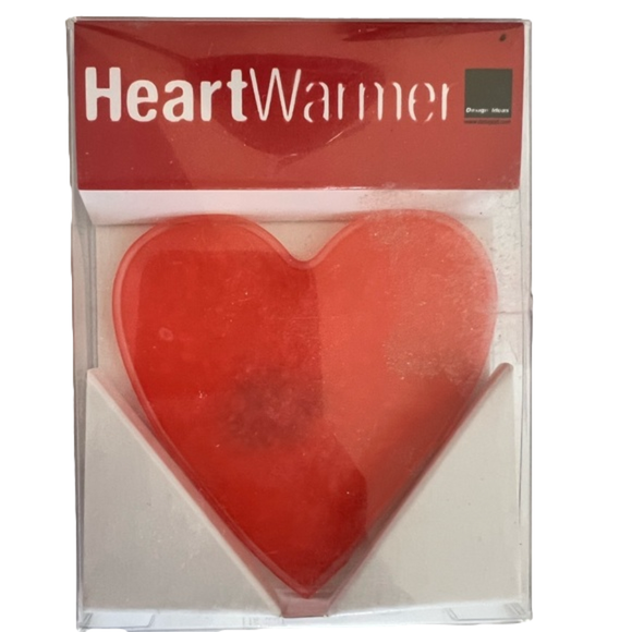 NWT Heart Pocket reusable hand warmer - Picture 1 of 2